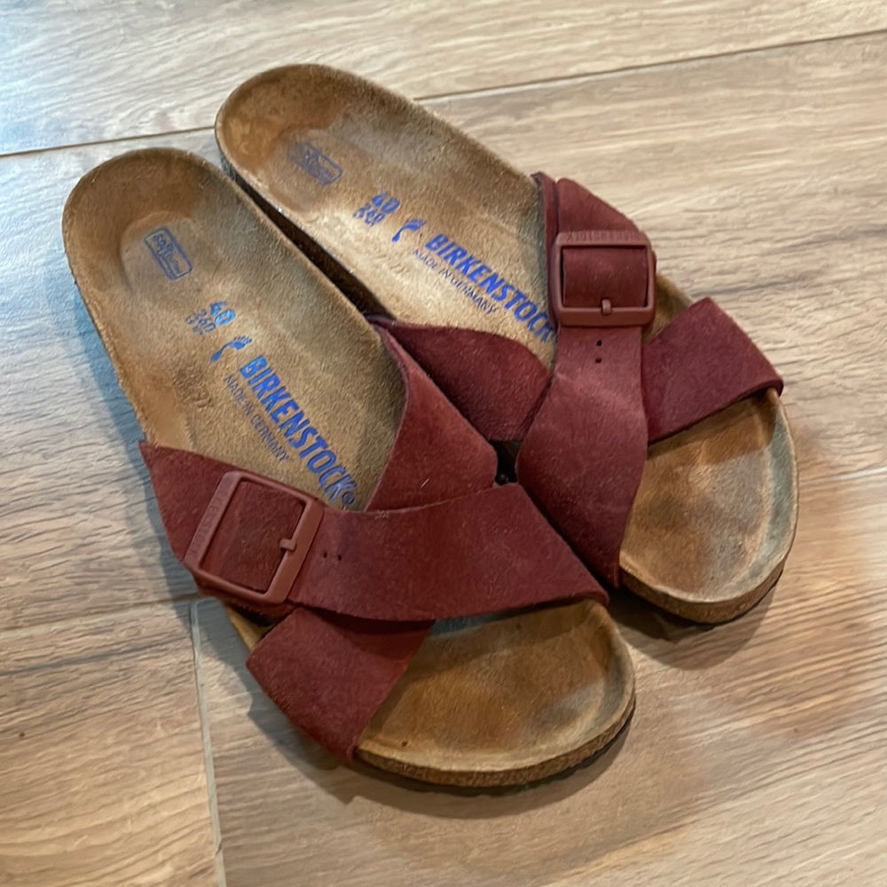 Birkenstock Slides in suede